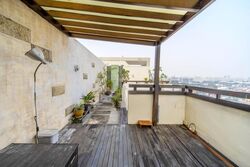 Grosvenor View (D14), Condominium #636014311